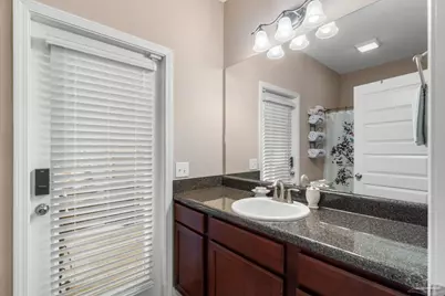 2548 Bluewater Dr, Navarre, FL 32566 - Photo 21
