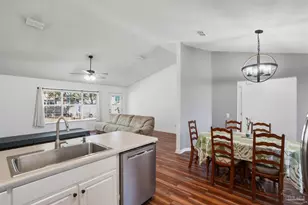 2091 Alfred Blvd, Navarre, FL 32566 - Photo 9