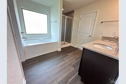 2473 Privet Berry Dr, Gulf Breeze, FL 32563 - Photo 9