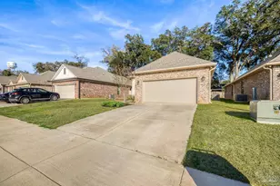 4709 Sago Palm Cir, Pace, FL 32571 - Photo 5