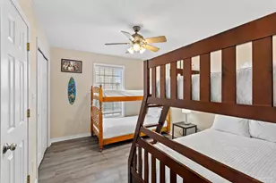 806 Maldonado Dr, Pensacola Beach, FL 32561 - Photo 27