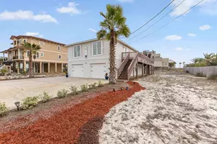 806 Maldonado Dr, Pensacola Beach, FL 32561 - Photo 33