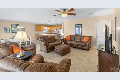 806 Maldonado Dr, Pensacola Beach, FL 32561 - Photo 17
