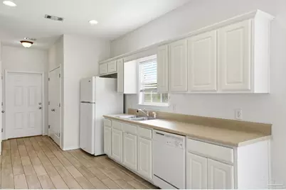 1631 Amarillo Trl, Gulf Breeze, FL 32563 - Photo 5