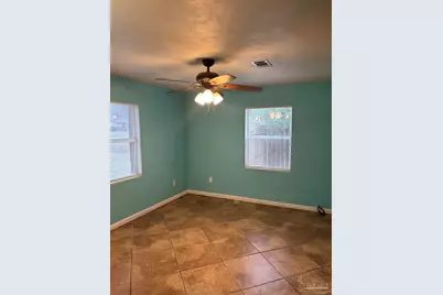 425 Rentz Ave, Pensacola, FL 32507 - Photo 7