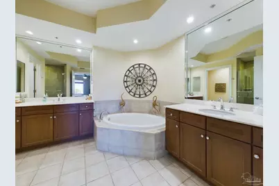608 Lost Key Dr #401C, Pensacola, FL 32507 - Photo 17