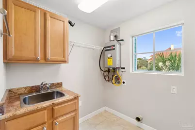 952 Sound Harbor Cir, Gulf Breeze, FL 32563 - Photo 33