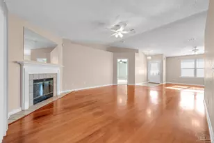 2121 Coral Creek Dr, Pensacola, FL 32506 - Photo 15