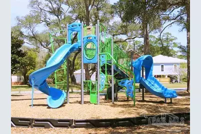 121 SE Gilliland Rd, Pensacola, FL 32507 - Photo 37