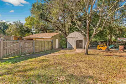 1450 E Burgess Rd, Pensacola, FL 32504 - Photo 47