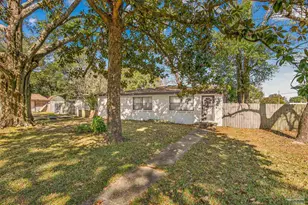 1450 E Burgess Rd, Pensacola, FL 32504 - Photo 3