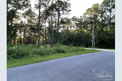 4579 Lakeview Dr, Milton, FL 32583 - Photo 13