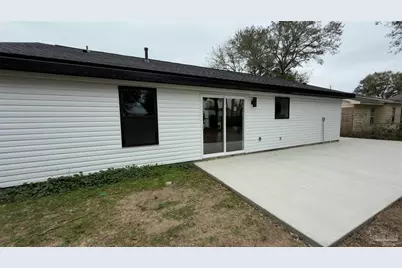 5787 Graymont Ln, Pensacola, FL 32526 - Photo 25