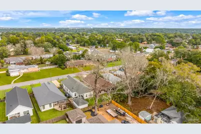 1649 Hatton St, Pensacola, FL 32503 - Photo 39