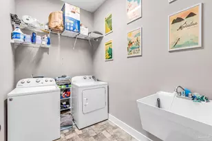 1649 Hatton St, Pensacola, FL 32503 - Photo 9