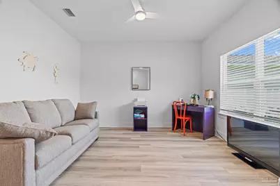 3663 Applewood Dr, Milton, FL 32583 - Photo 7