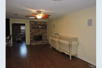12134 Longwood Dr, Pensacola, FL 32507 - Photo 5