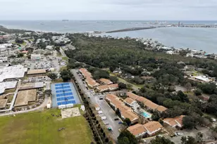 1200 Shoreline Dr, Gulf Breeze, FL 32561 - Photo 37