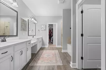 5701 Oak Haven Ln, Gulf Breeze, FL 32563 - Photo 17