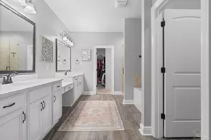 5701 Oak Hvn Ln, Gulf Breeze, FL 32563 - Photo 17