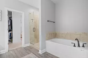 5701 Oak Hvn Ln, Gulf Breeze, FL 32563 - Photo 19