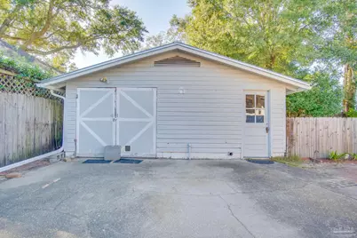 2303 N 20th Ave, Pensacola, FL 32503 - Photo 15