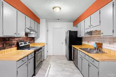 2200 Sparrow Ln, Pensacola, FL 32534 - Photo 9