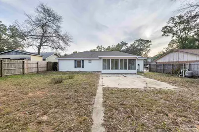 3962 Elmcrest Dr, Pensacola, FL 32504 - Photo 17