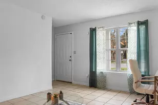 2108 Schwab Ct, Pensacola, FL 32504 - Photo 3