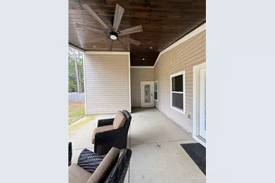 9406 Pine Lilly Ct, Navarre, FL 32566 - Photo 15