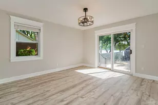 5894 W Shore Dr, Pensacola, FL 32526 - Photo 27