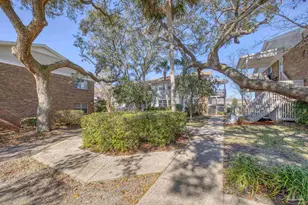 1200 Shoreline Dr, Gulf Breeze, FL 32561 - Photo 33