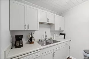 1200 Shoreline Dr, Gulf Breeze, FL 32561 - Photo 11