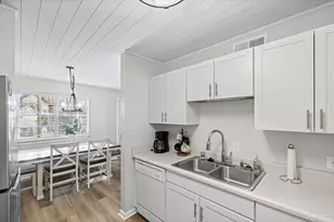 1200 Shoreline Dr, Gulf Breeze, FL 32561 - Photo 7