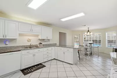 1805 W Ten Mile Rd, Cantonment, FL 32533 - Photo 9