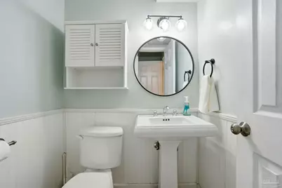 4201 Crawford Dr, Pensacola, FL 32504 - Photo 13