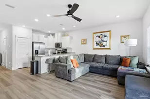 9450 Nature Crk Ln, Pensacola, FL 32526 - Photo 5