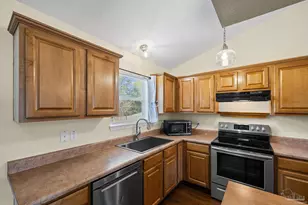 1953 Shadow Lake Dr, Gulf Breeze, FL 32563 - Photo 19