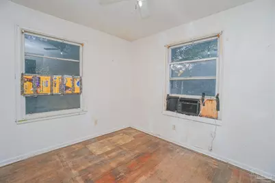 621 W Hernandez St, Pensacola, FL 32501 - Photo 21