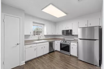 4327 Lisa Ct, Gulf Breeze, FL 32563 - Photo 3