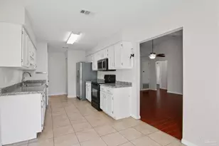 7705 W Jackson St, Pensacola, FL 32506 - Photo 31