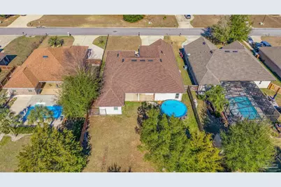 7933 Silver Maple Dr, Milton, FL 32583 - Photo 3