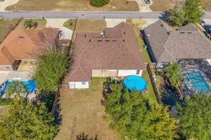 7933 Silver Maple Dr, Milton, FL 32583 - Photo 3