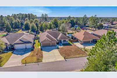 7933 Silver Maple Dr, Milton, FL 32583 - Photo 5