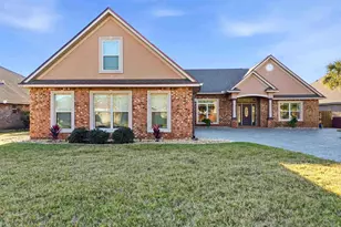 1689 Woodlawn Way, Gulf Breeze, FL 32563 - Photo 1