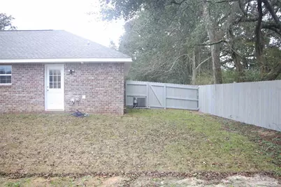 8055 El Estrecho Dr, Pensacola, FL 32514 - Photo 9