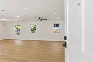 3520 Tide Dr, Pensacola, FL 32504 - Photo 15