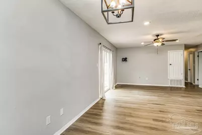 5779 Wickford Ln, Pensacola, FL 32526 - Photo 9