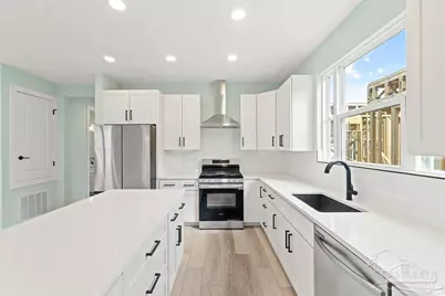 1180 W Intendencia St, Pensacola, FL 32502 - Photo 5