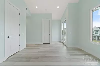 1180 W Intendencia St, Pensacola, FL 32502 - Photo 11